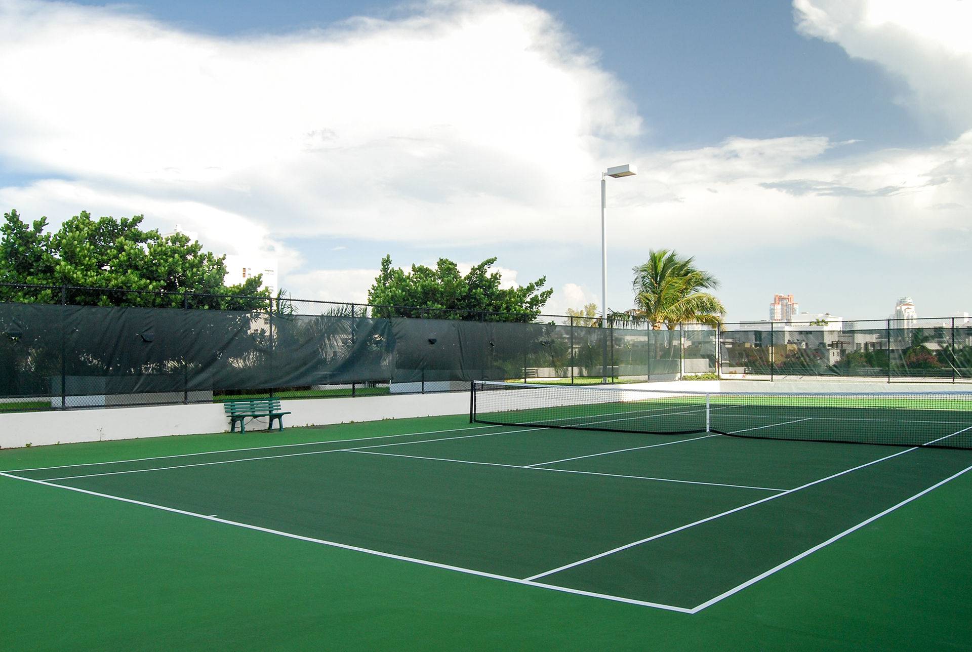 Miami : hôtel avec terrain de tennis