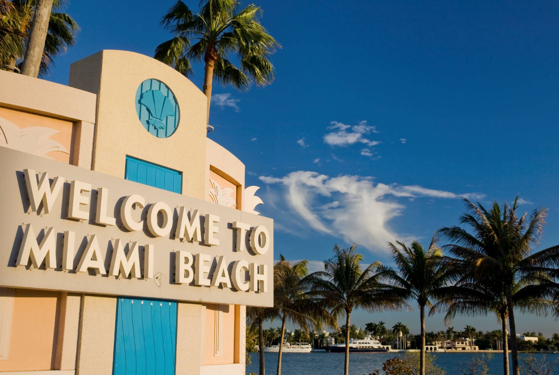 Où se trouve le panneau Welcome to Miami Beach